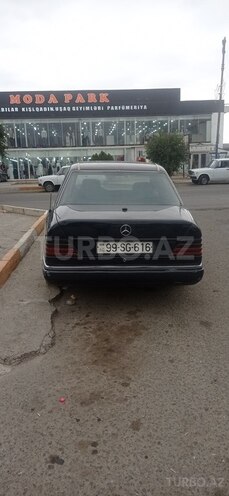 Mercedes E 200 1990, 100,000 km - 2.0 l - Masallı
