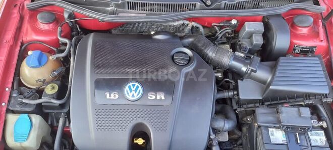 Volkswagen Golf 2000, 245,236 km - 1.6 l - Yevlax