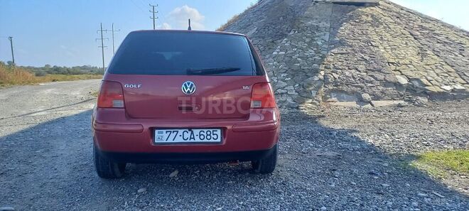 Volkswagen Golf 2000, 245,236 km - 1.6 l - Yevlax