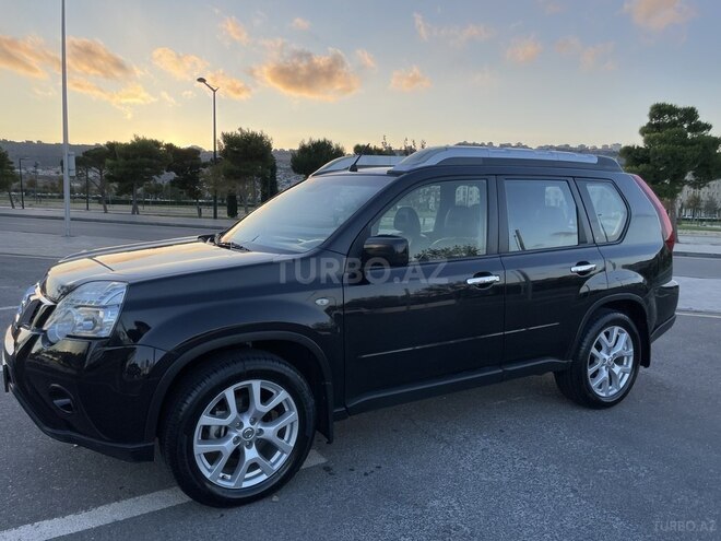 Nissan X-Trail 2013, 270,000 km - 2.5 l - Bakı