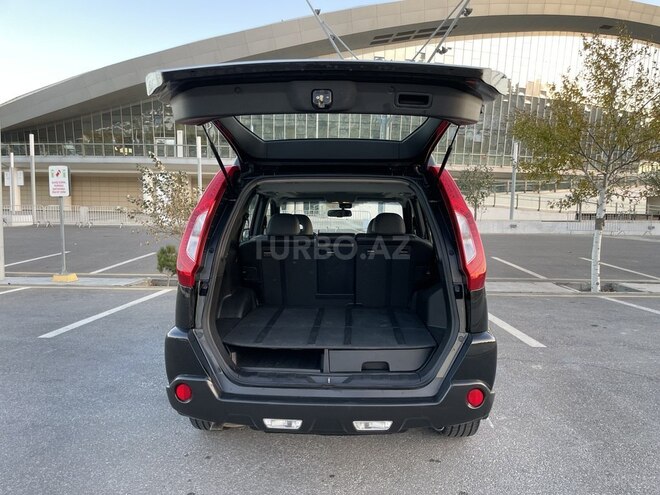 Nissan X-Trail 2013, 270,000 km - 2.5 l - Bakı