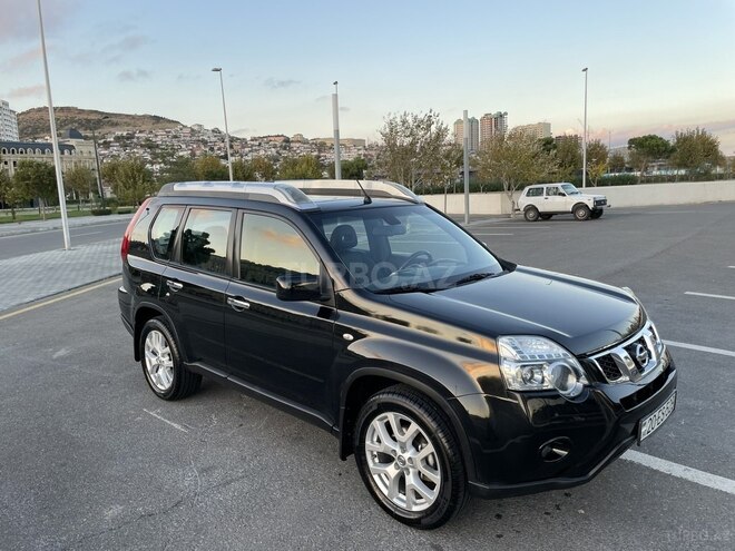 Nissan X-Trail 2013, 270,000 km - 2.5 l - Bakı