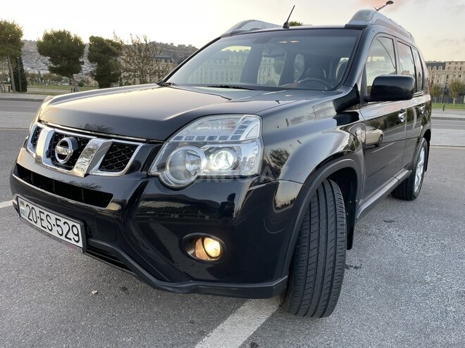 Nissan X-Trail 2013, 270,000 km - 2.5 l - Bakı