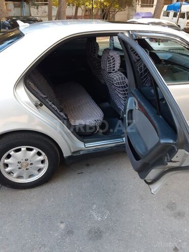 Mercedes E 220 1997, 350,000 km - 2.2 l - Bakı