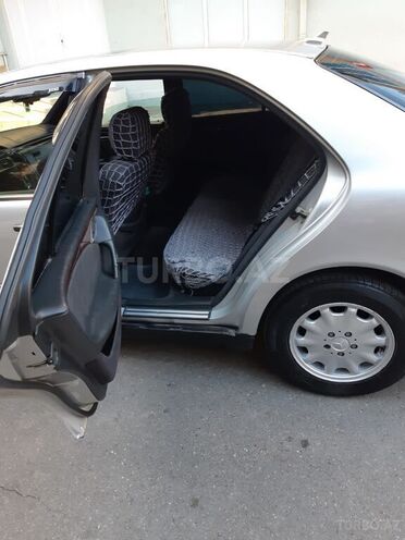 Mercedes E 220 1997, 350,000 km - 2.2 l - Bakı