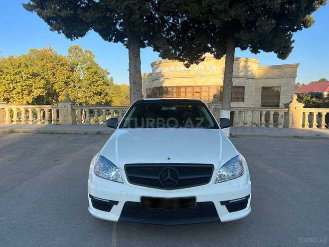 Mercedes C 300 2007, 260,000 km - 3.0 l - Qazax