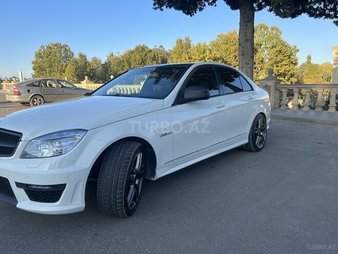 Mercedes C 300 2007, 260,000 km - 3.0 l - Qazax