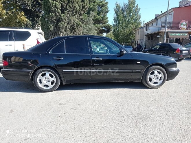 Mercedes E 240 1998, 251,030 km - 2.4 л - Bakı