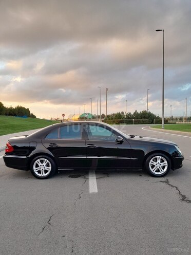 Mercedes E 220 2006, 246,000 km - 2.2 л - Bakı