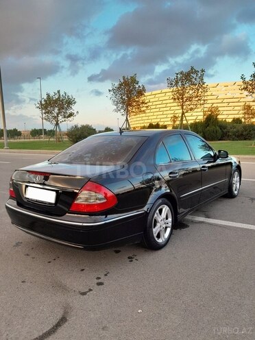 Mercedes E 220 2006, 246,000 km - 2.2 л - Bakı