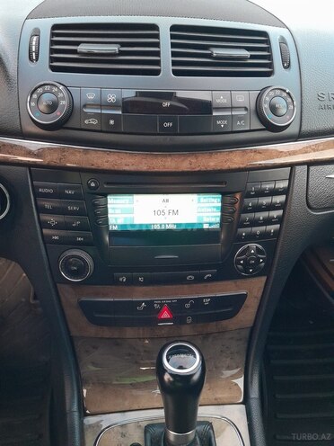 Mercedes E 220 2006, 246,000 km - 2.2 л - Bakı