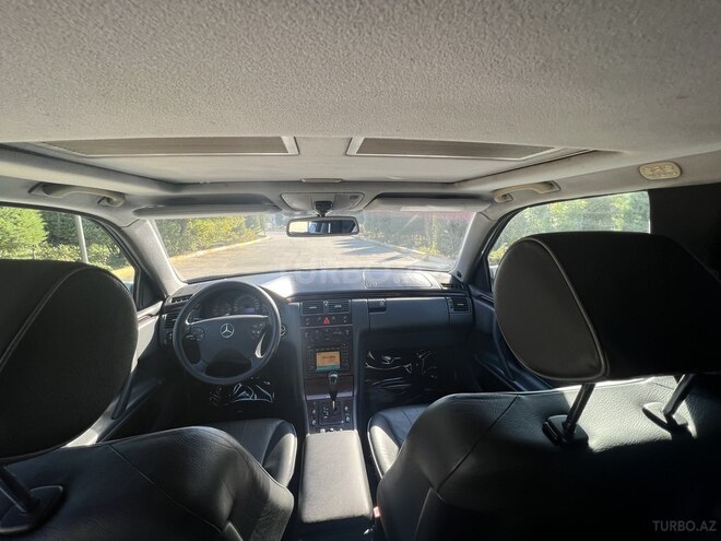 Mercedes E 270 2001, 310,491 km - 2.7 l - Bakı