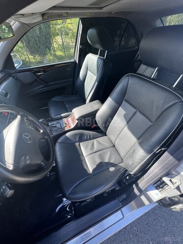 Mercedes E 270 2001, 310,491 km - 2.7 l - Bakı