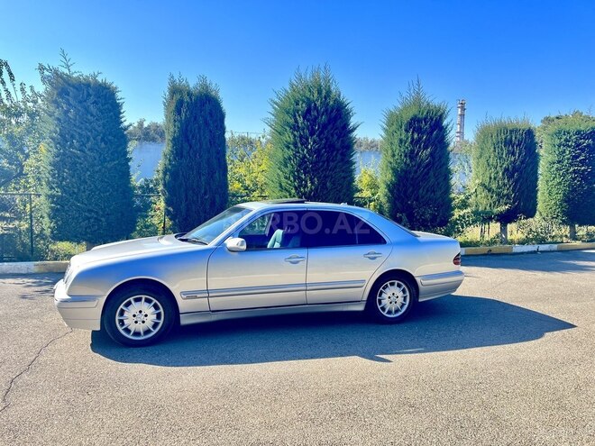 Mercedes E 270 2001, 310,491 km - 2.7 l - Bakı