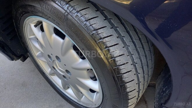 Mercedes E 240 1999, 237,000 km - 2.4 л - Bakı