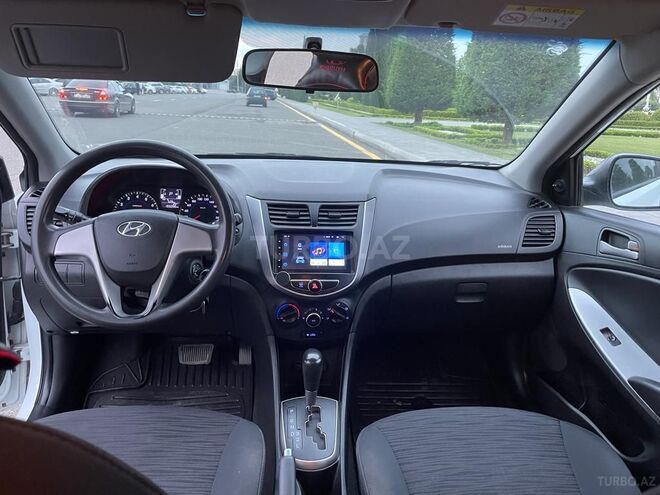 Hyundai Accent 2015, 159,000 km - 1.4 l - Gəncə