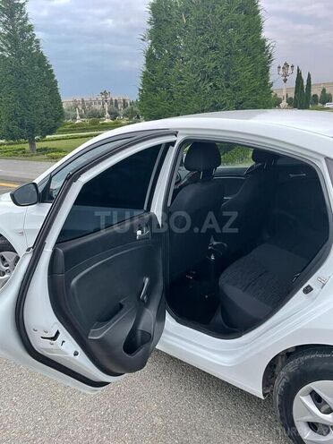 Hyundai Accent 2015, 159,000 km - 1.4 l - Gəncə