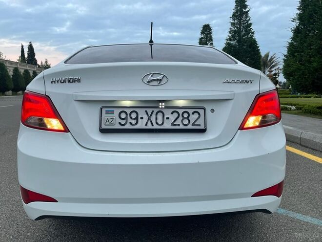 Hyundai Accent 2015, 159,000 km - 1.4 l - Gəncə