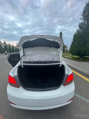 Hyundai Accent 2015, 159,000 km - 1.4 l - Gəncə