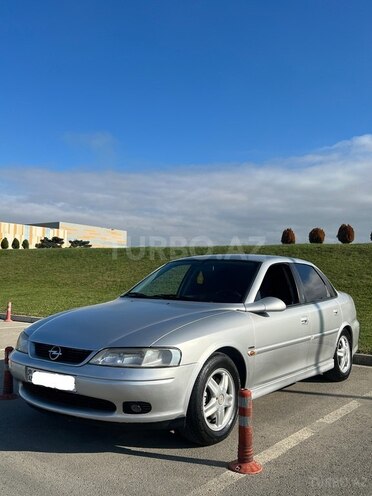 Opel Vectra 1999, 213,973 km - 2.0 l - Bakı