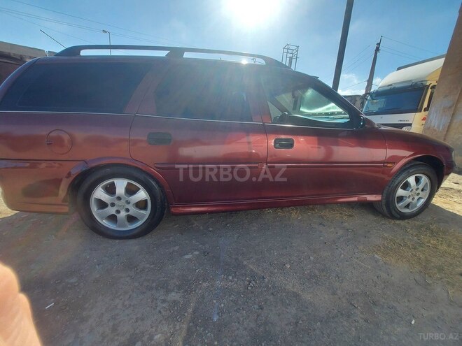 Opel Vectra 1999, 180,000 km - 1.8 l - Gəncə