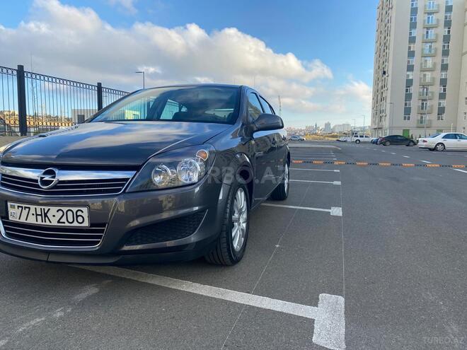 Opel Astra 2010, 109,000 km - 1.3 l - Bakı