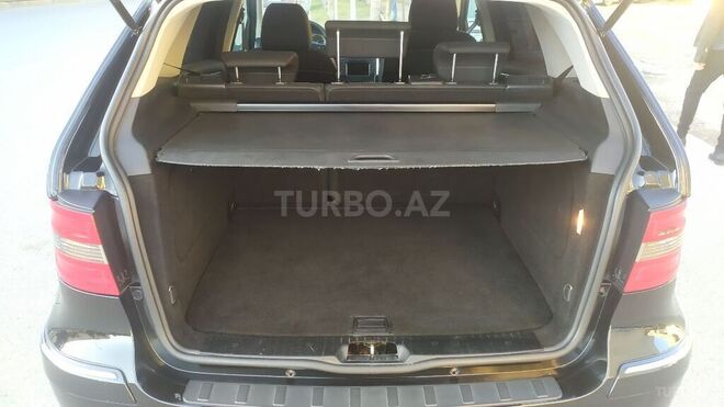 Mercedes B 180 2010, 125,000 km - 1.7 л - Sumqayıt