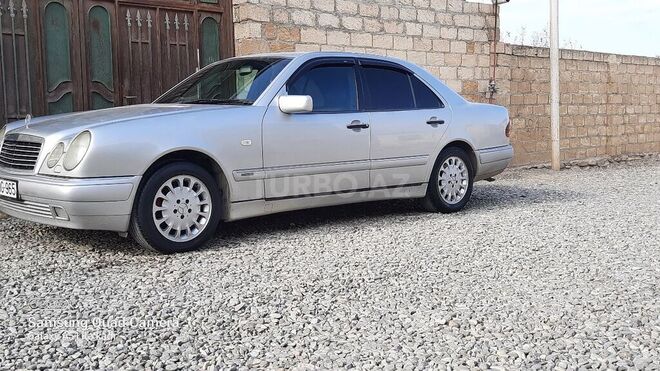 Mercedes E 240 1998, 375,000 km - 2.4 l - Şabran