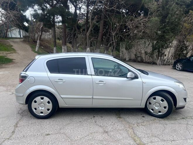 Opel Astra 2008, 170,000 km - 1.4 l - Bakı