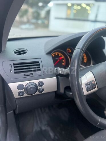 Opel Astra 2008, 170,000 km - 1.4 l - Bakı