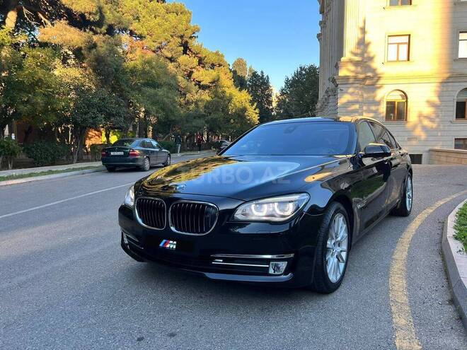 BMW 750 2013, 197,000 km - 4.4 л - Bakı