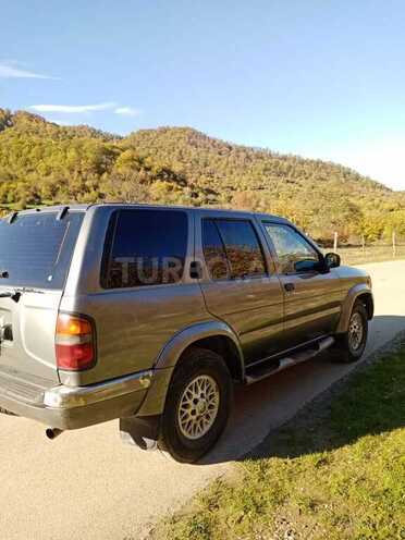 Nissan Pathfinder 1995, 381,785 km - 2.7 l - Xaçmaz