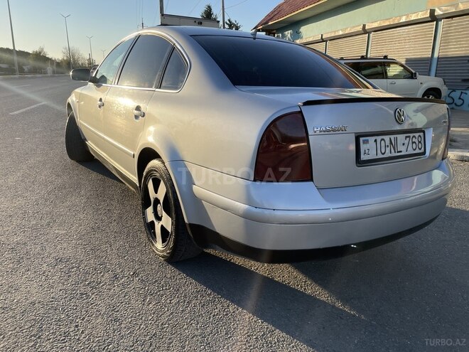 Volkswagen Passat 2001, 195,000 km - 1.8 l - Bakı