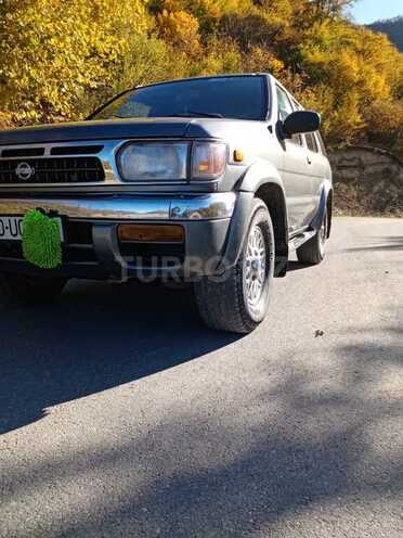 Nissan Pathfinder 1995, 381,785 km - 2.7 l - Xaçmaz