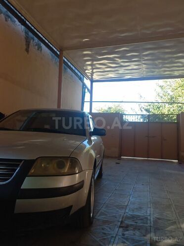 Volkswagen Passat 2002, 323,000 km - 2.0 л - Ağstafa
