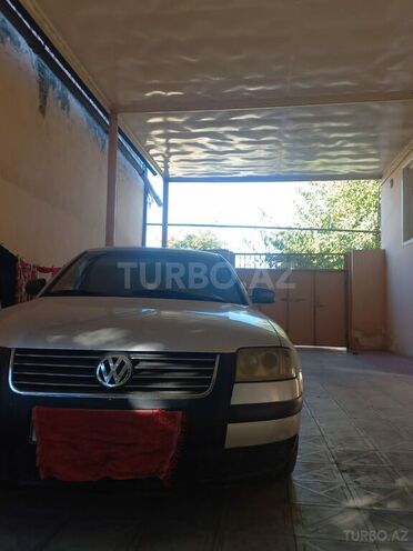 Volkswagen Passat 2002, 323,000 km - 2.0 л - Ağstafa
