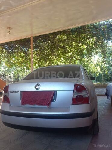 Volkswagen Passat 2002, 323,000 km - 2.0 л - Ağstafa