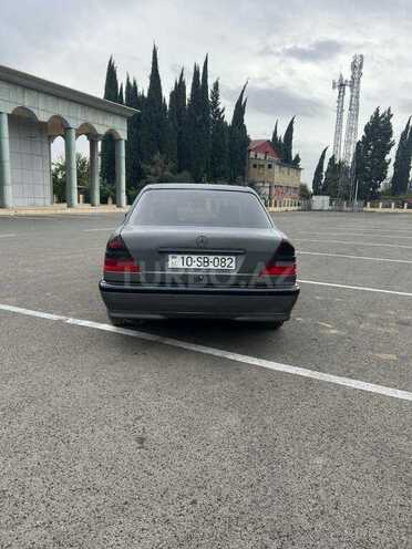 Mercedes C 240 1998, 270,000 km - 2.4 л - Cəlilabad