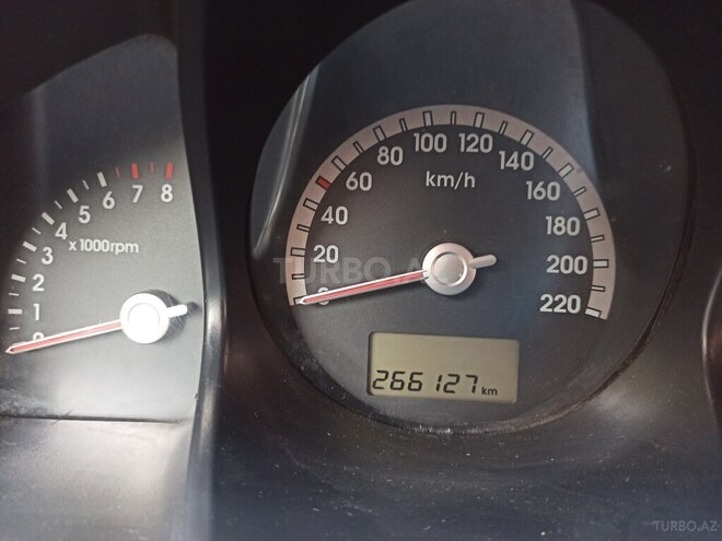 Kia Sportage 2008, 266,000 km - 2.0 l - Bakı