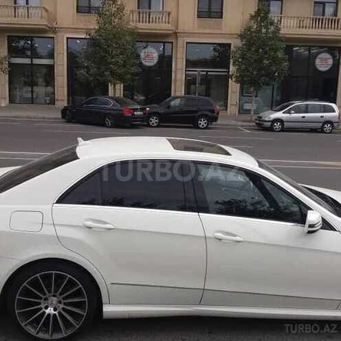 Mercedes E 220 2011, 193,500 km - 2.2 l - Bakı