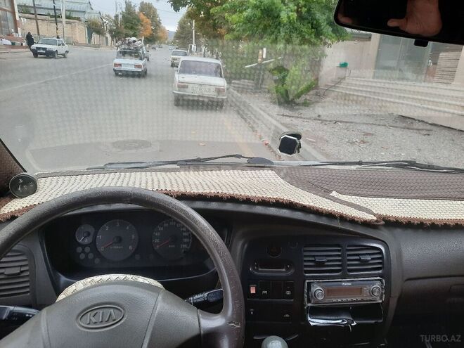 Kia Pregio 2005, 305,400 km - 2.5 l - Şamaxı