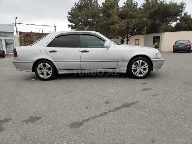 Mercedes C 180 1999, 397,000 km - 1.8 л - Bakı