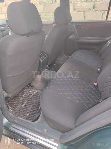 Mercedes E 240 1998, 311,620 km - 2.4 l - Bakı