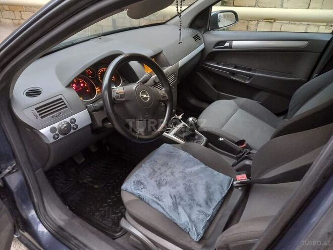 Opel Astra 2006, 305,420 km - 1.3 l - Bakı