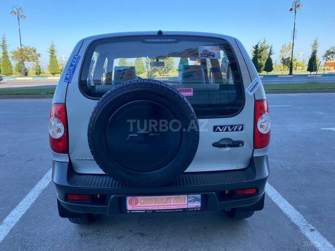 Chevrolet Niva 2016, 131,500 km - 1.7 l - Sumqayıt