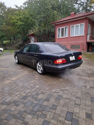 Mercedes E 240 2000, 206,821 km - 2.4 l - Bakı