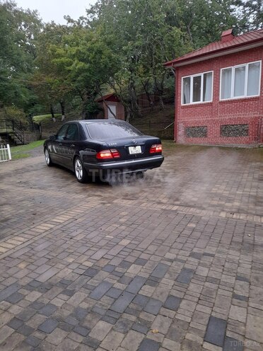 Mercedes E 240 2000, 206,821 km - 2.4 l - Bakı