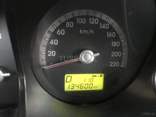 Kia Sportage 2008, 134,600 km - 2.0 l - Bakı