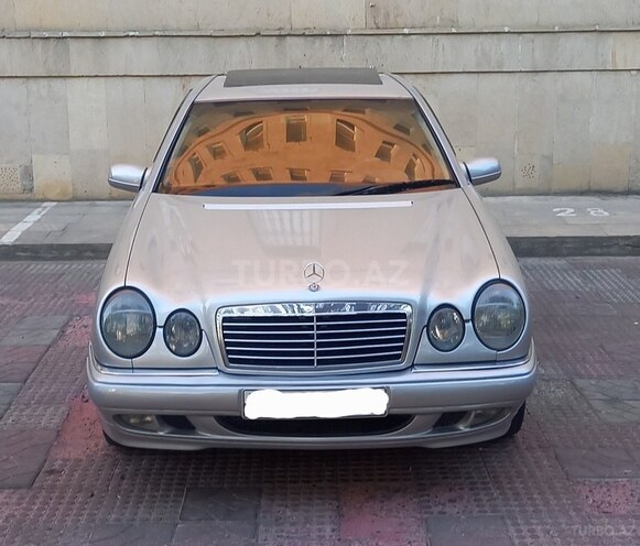 Mercedes E 220 1999, 344,000 km - 2.2 л - Sumqayıt