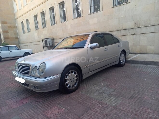 Mercedes E 220 1999, 344,000 km - 2.2 л - Sumqayıt